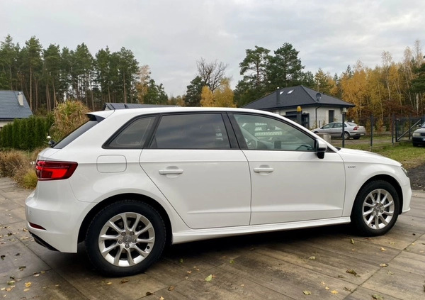 Audi A3 cena 68900 przebieg: 64500, rok produkcji 2016 z Włocławek małe 211